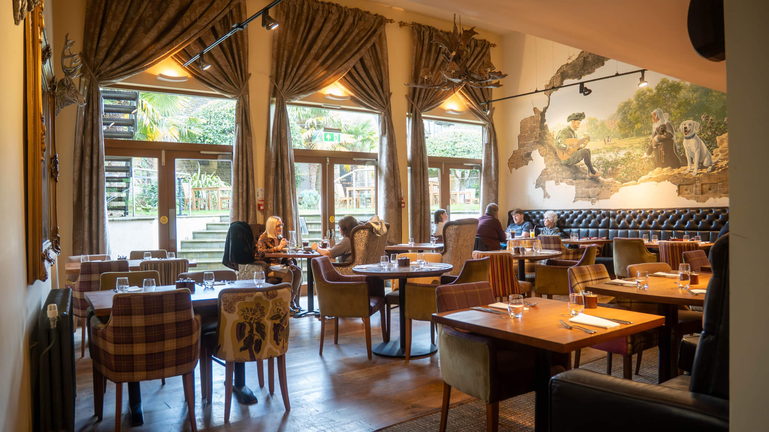 The Talbot – Oundle
