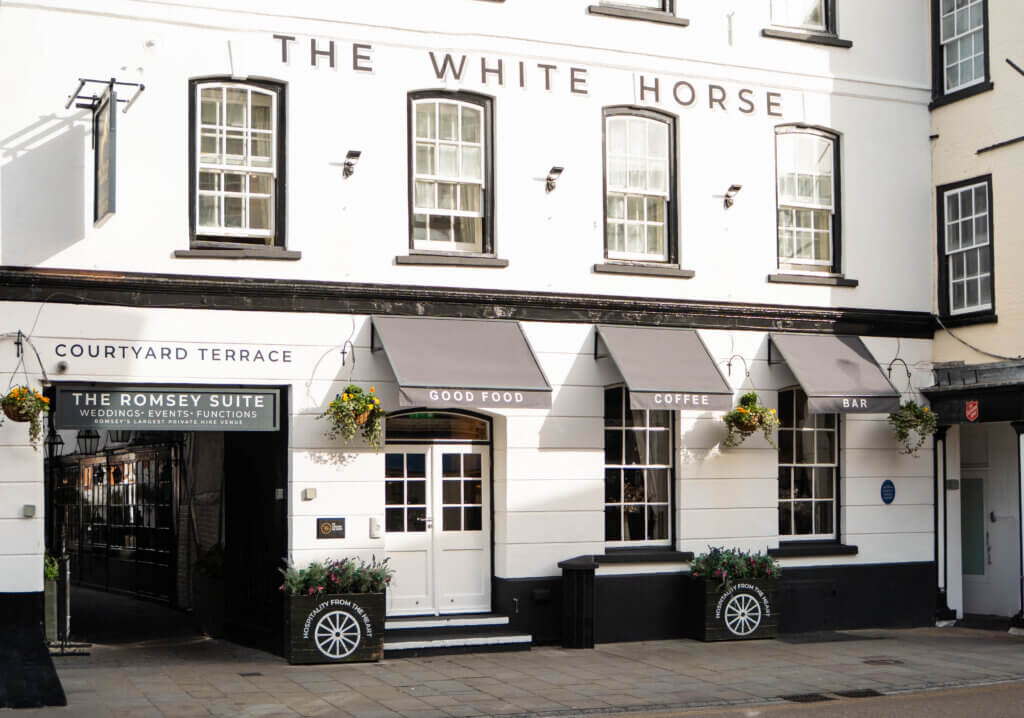 The White Horse Hotel – Romsey