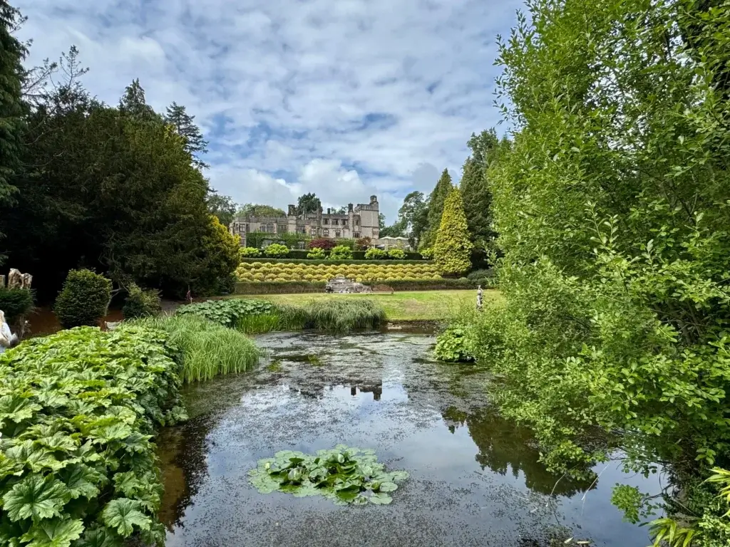 A Stately Home Nestled In The Peak District