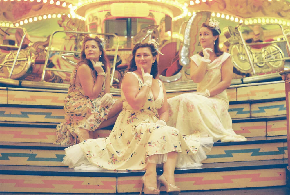 VE Day Live: The Hummingbirds