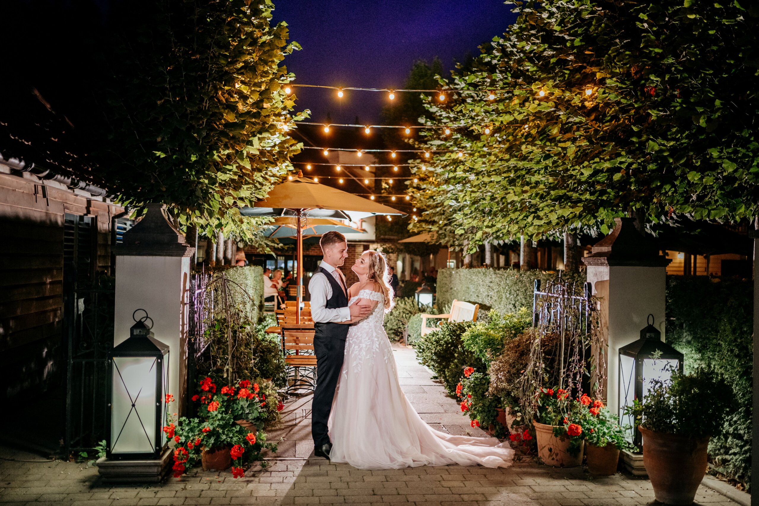 wedding at the lion inn chelmsford